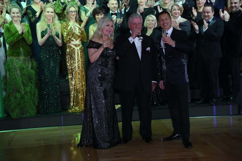 Wayne & Donna celebrate the 30th Anniversary of the Emerald Ball